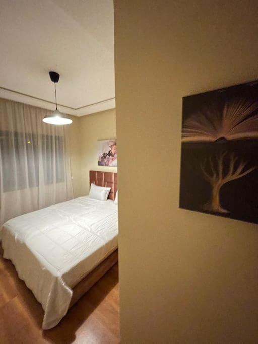 Chic & Cosy Flat Near Airport Lockbox Fast Wifi Apartment Nouaceur Екстериор снимка